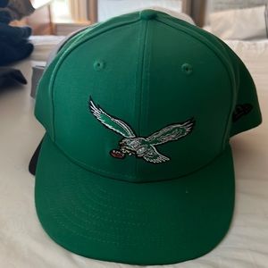 eagles new era 7 5/8 cap like new